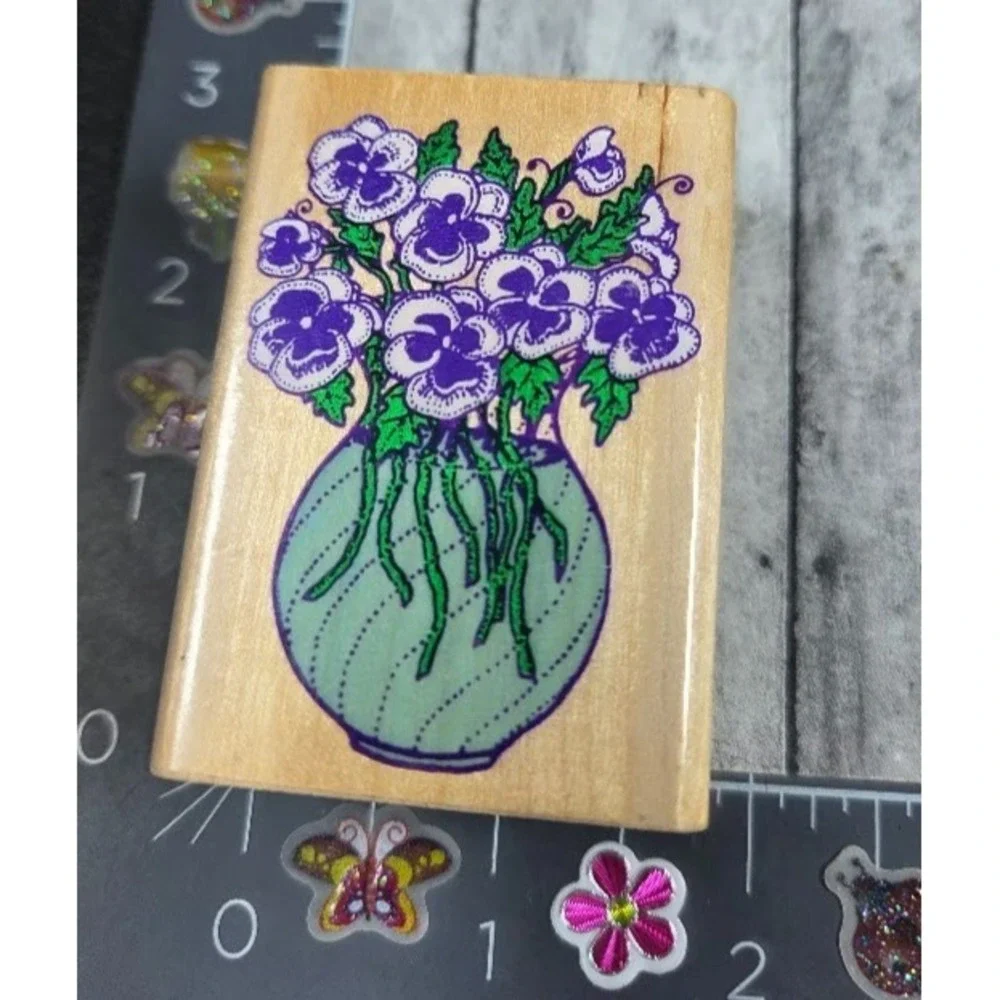 Inkadinkado Pansies Flowers in Vase Bouquet 4056 Rubber Stamp Wood #A3